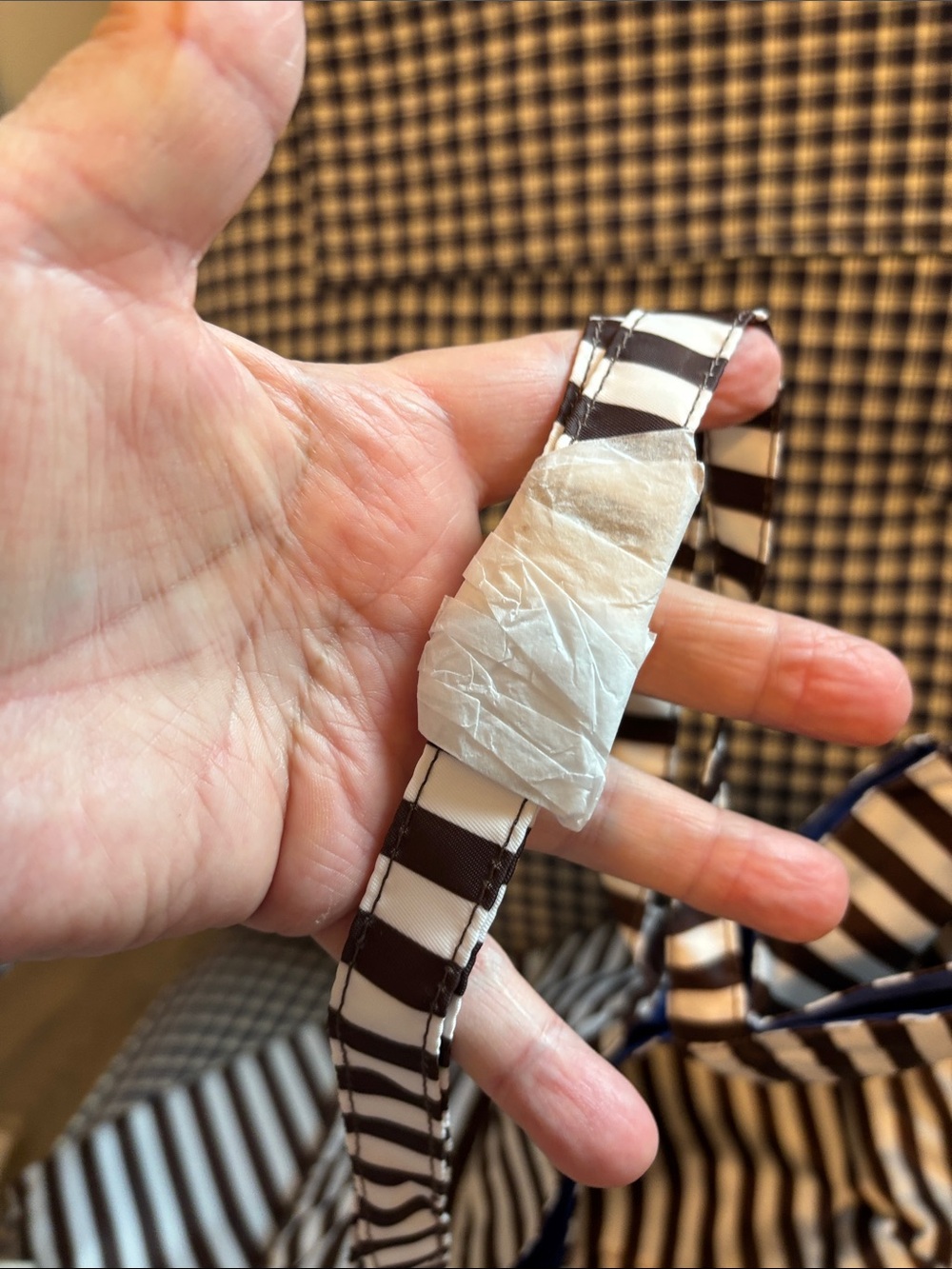 henri bendel Brown and White Vertical Striped packable tote - Picture 8 of 10